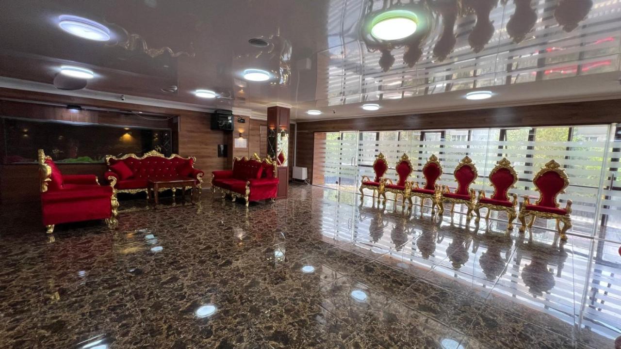 Hotel Vivaldis Ałma Ata Zewnętrze zdjęcie