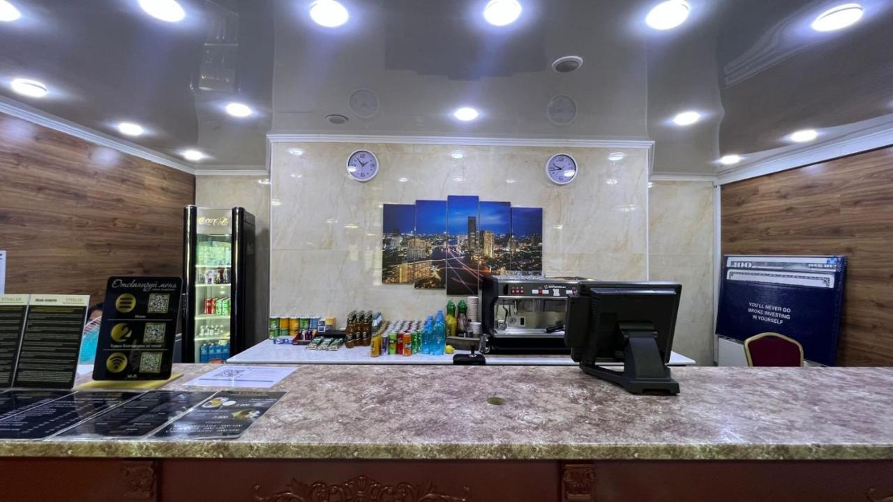 Hotel Vivaldis Ałma Ata Zewnętrze zdjęcie