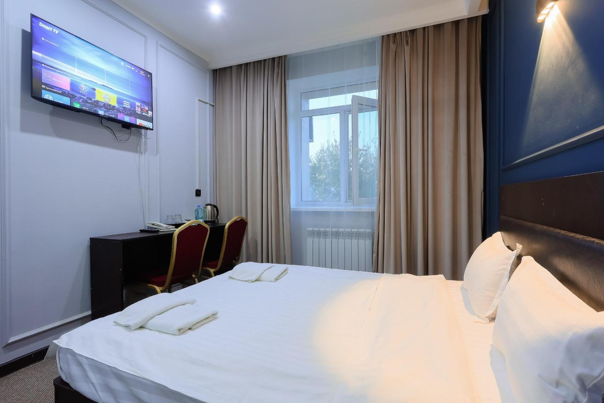 Hotel Vivaldis Ałma Ata Zewnętrze zdjęcie