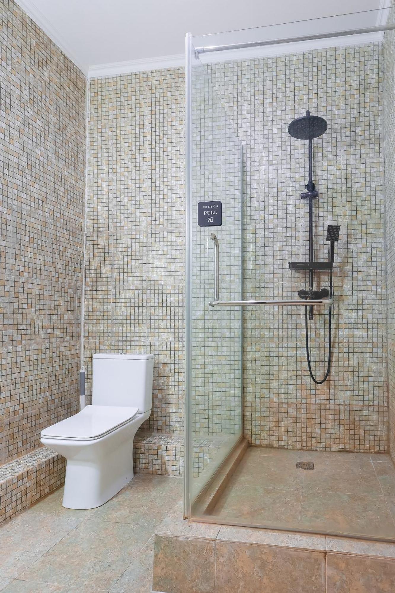 Hotel Vivaldis Ałma Ata Zewnętrze zdjęcie